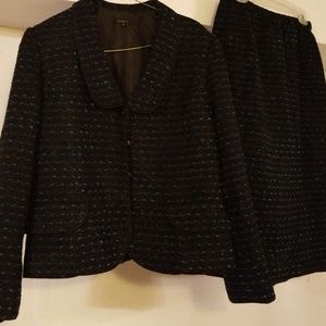 2 PC Women Suit